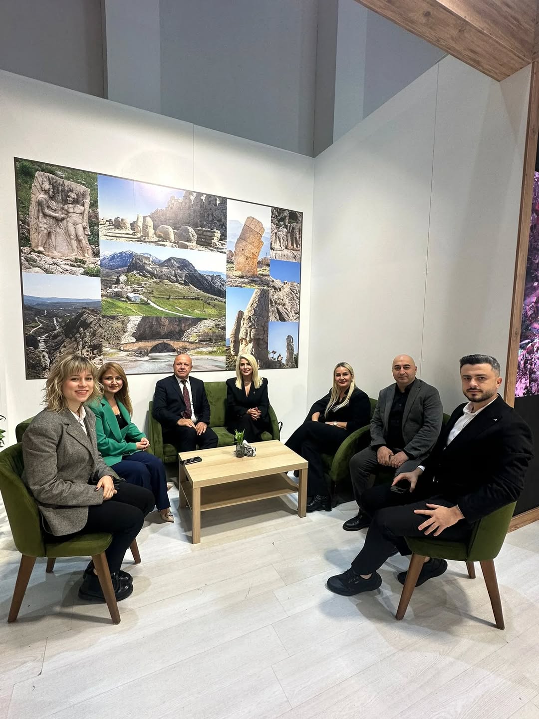Travel Turkey İzmir Fuarı'nda Adıyaman Standı Ziyareti