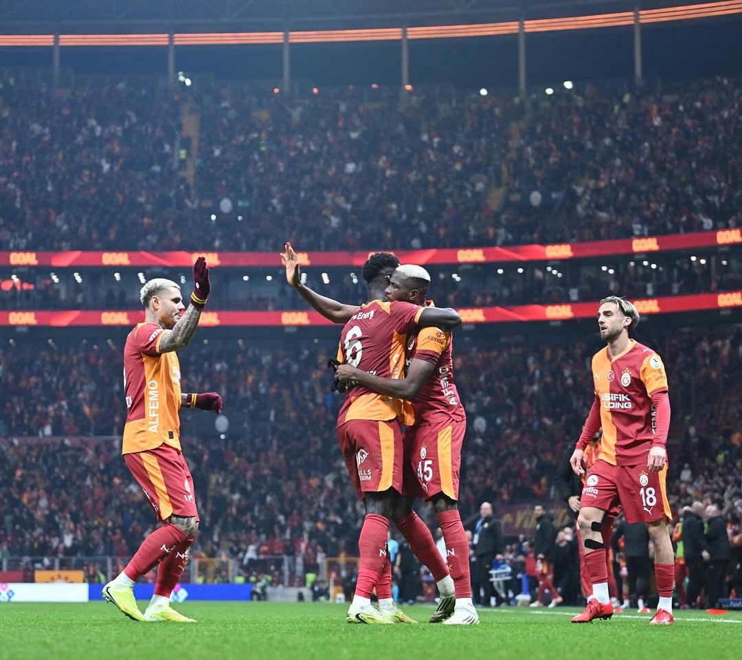 Galatasaray Ailesine İyi Geceler Mesajı