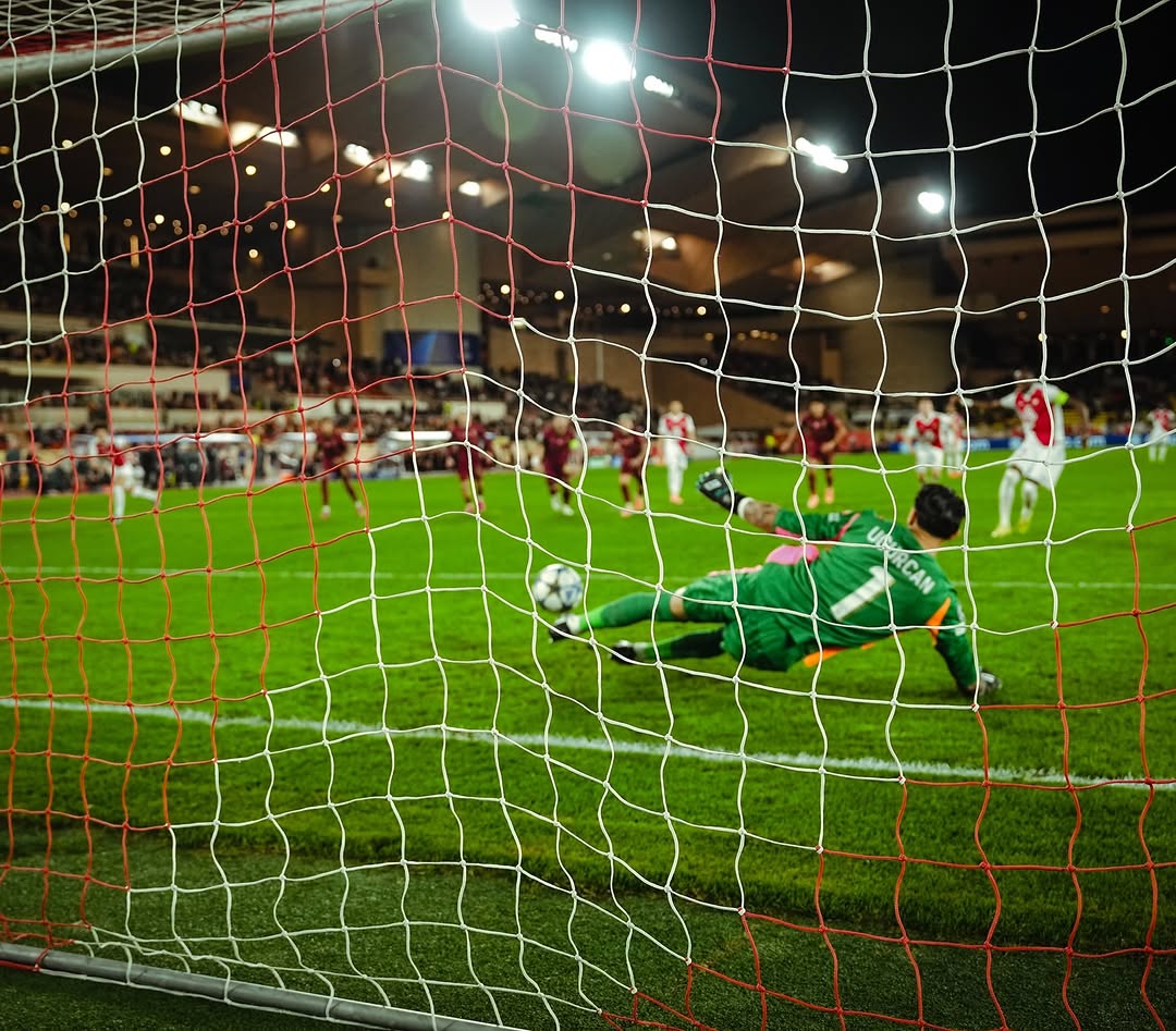 ???? Uğurcan Çakır penaltıya geçit vermiyor! ❌...