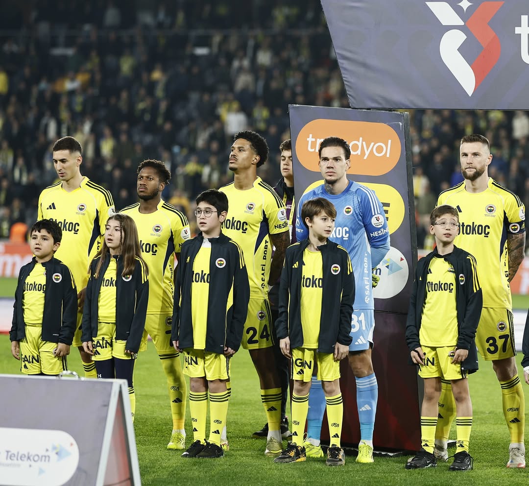 Fenerbahçe'nin Beşiktaş Maçı Seremoni Paketleri Satışa Çıkıyor