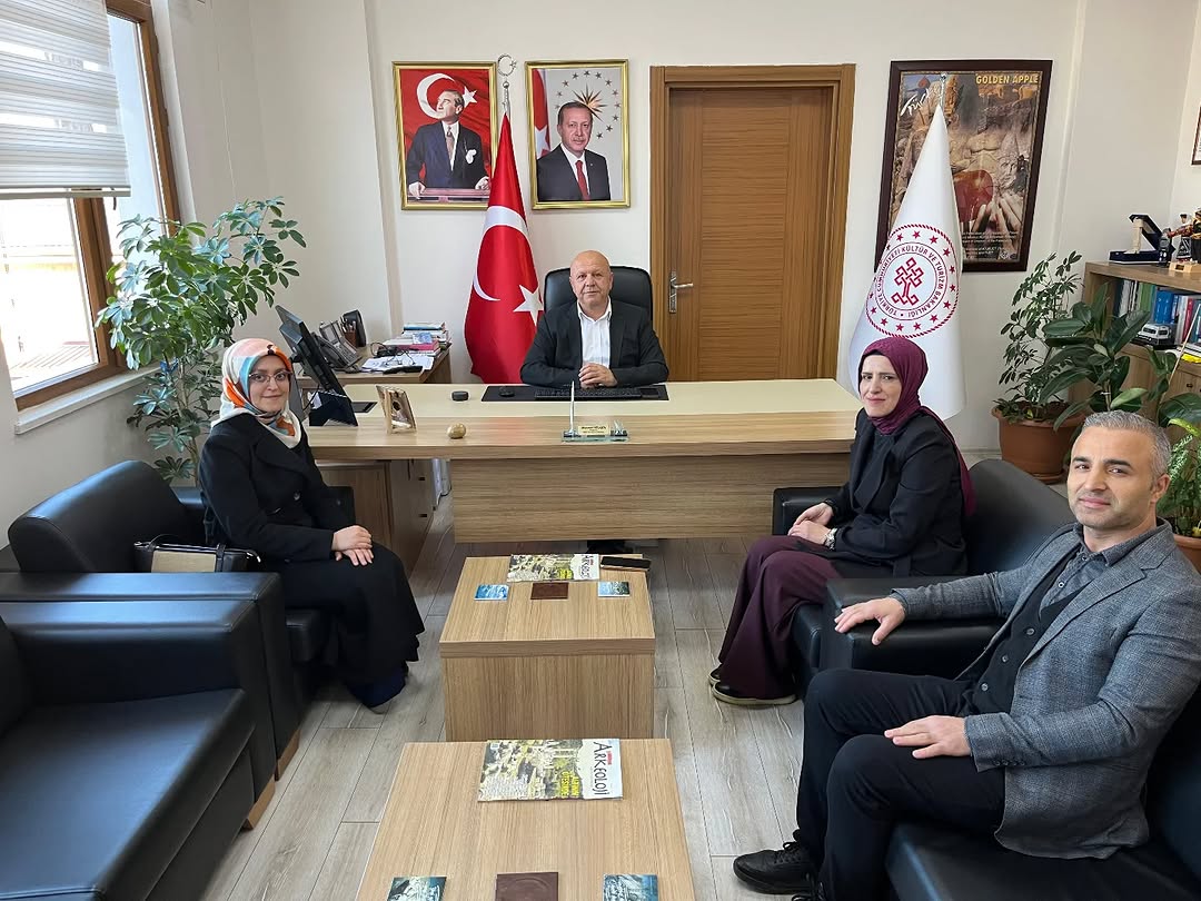 Sevgi Anaokulu Müdürü ve Eğitimcilerden İl Müdürüne Ziyaret