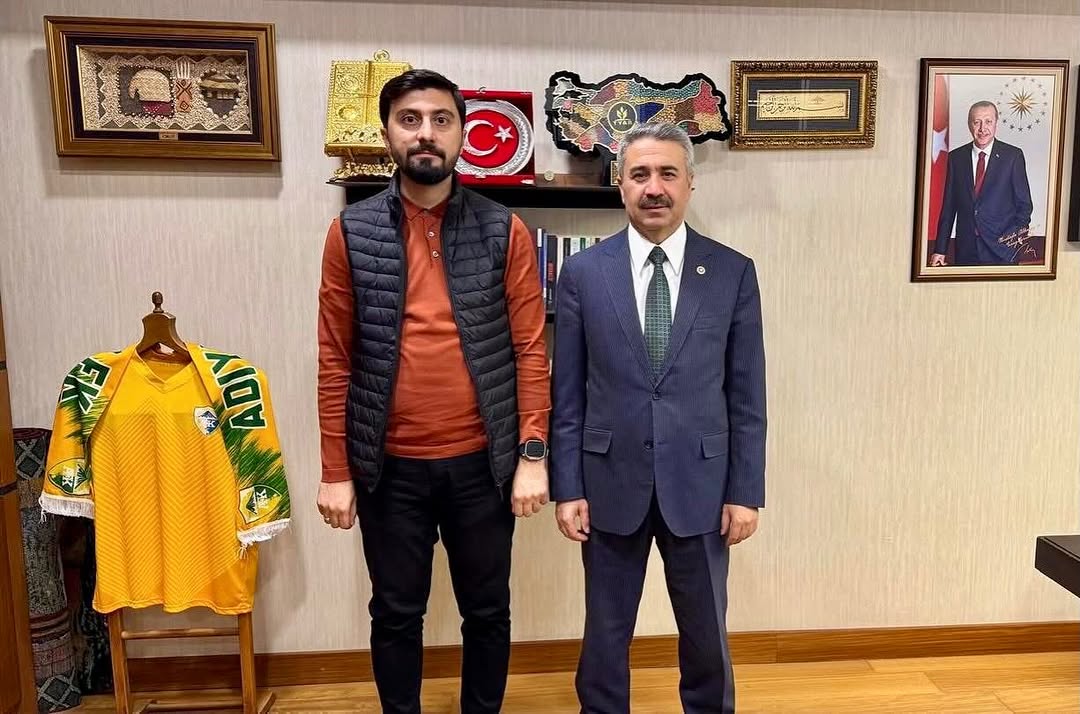 AK Gençlik Davasına Emek Veren Ramazan Çetin'e Teşekkür