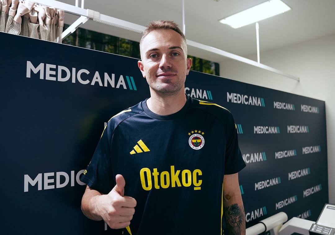 Fenerbahçe'nin Yeni Transferi Mert Günok, Medicana Ataşehir Hastanesi'nde Sağlık Kontrolünden Geçti