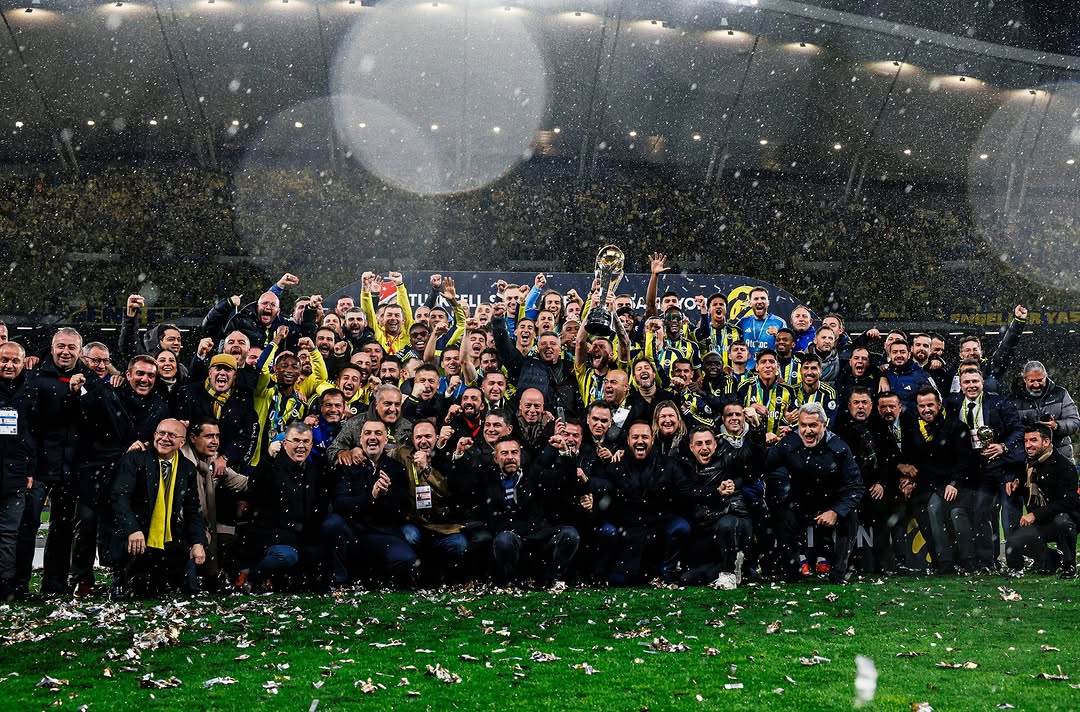 Fenerbahçe Spor Kulübü'nden Motivasyon Dolu Paylaşım