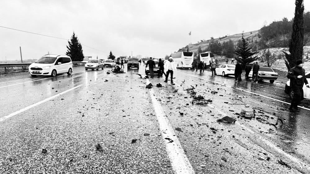 Adıyaman-Kahta Karayolunda Trafik Kazasında Hayatını Kaybedenlere Başsağlığı