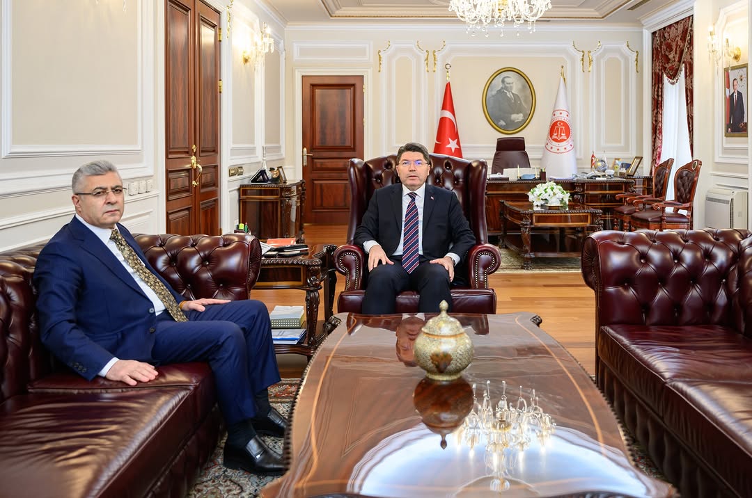Adalet Bakanı Tuncel, Yargıtay Cumhuriyet Başsavcısı Şentürk ile Görüştü