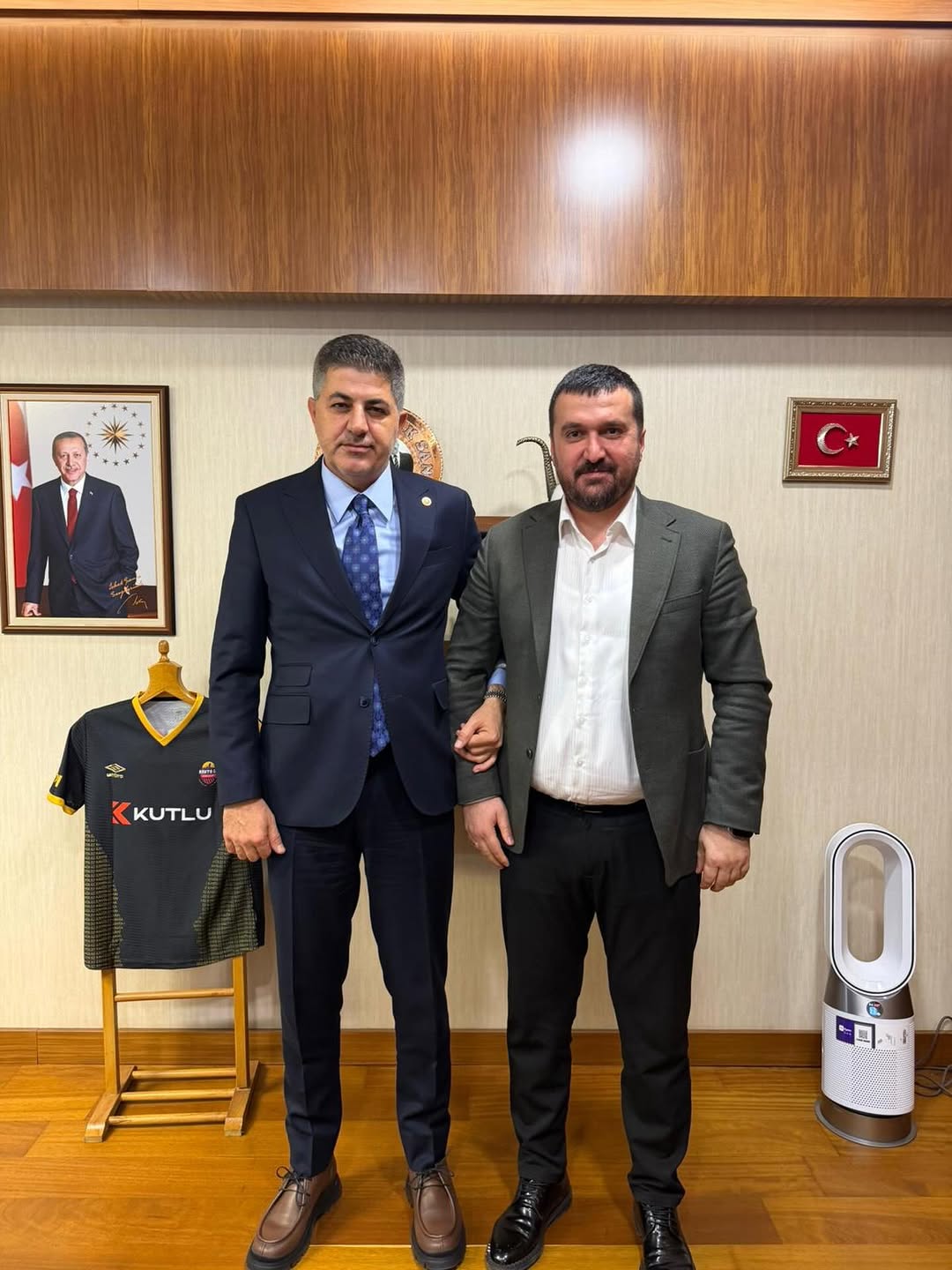 Kahta02 Spor Kulübü Başkanı İsmail Mulhan TBMM'de