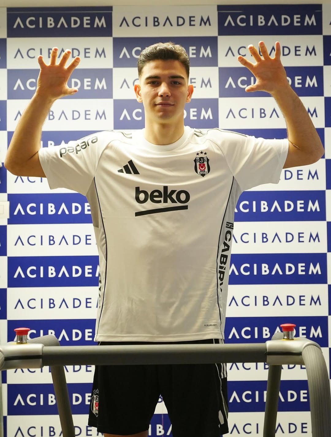 Beşiktaş'ın Yeni Transferi Yasin Özcan, Sağlık Kontrolünden Geçti