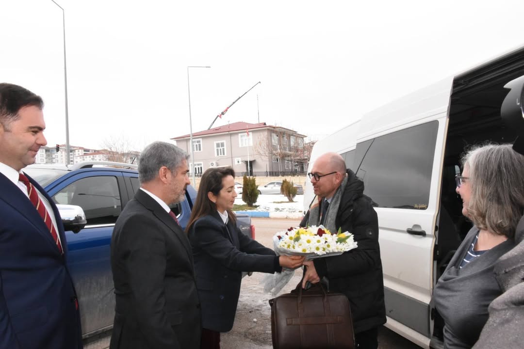 Besni Belediyesi'nin Proje İnceleme Ziyareti