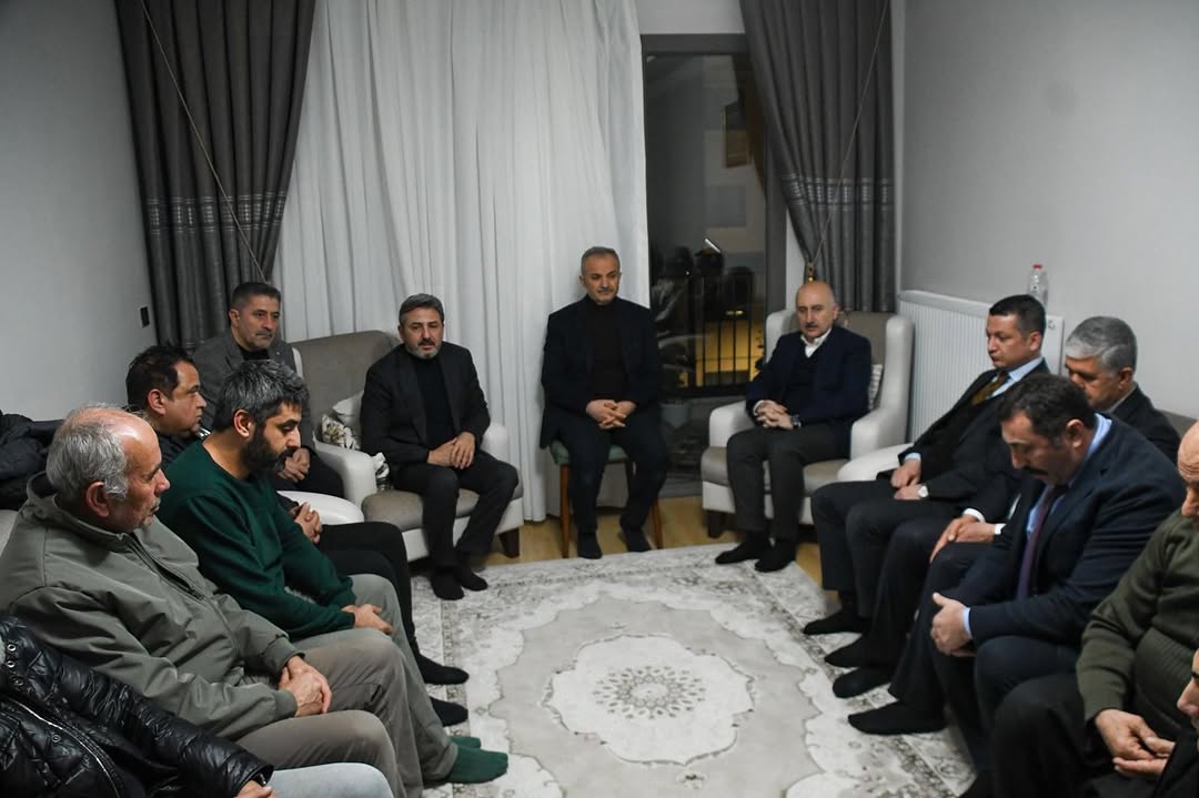 Adıyaman Belediye Başkanı Süleyman Kılınç'tan Abisi Abuzer Kılınç İçin Taziye Ziyareti