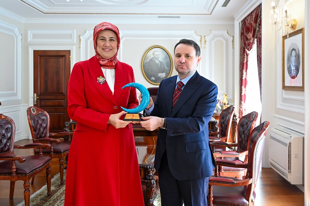 Adalet Bakanlığı, Türk Kızılay Genel Başkanı Fatma Meriç Yılmaz'ı Bakanlıkta Ağırladı