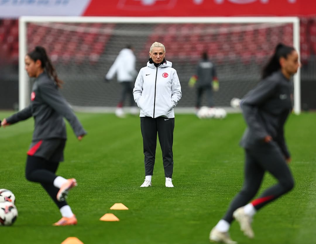 Kadın A Millî Takımı İsviçre Maçı Öncesi Hazır