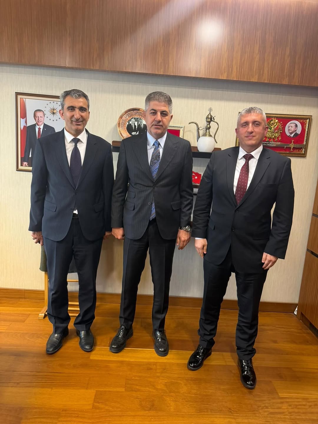 TBMM Başkanlık Divan Katip Üyesi Doç. Dr. İshak Şan Ziyaretlerini Paylaştı