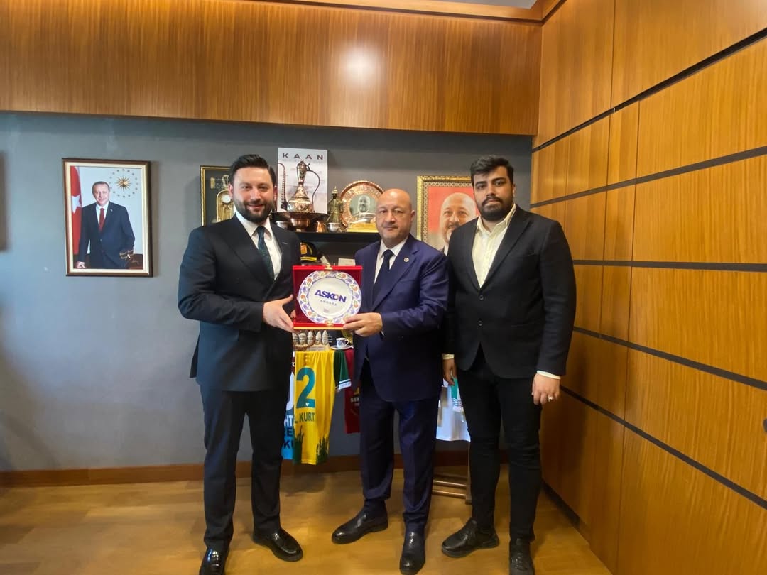 TBMM Plan ve Bütçe Komisyonu Üyesi Resul Kurt'tan ASKON Ankara Şube Başkanı ve İl Başkan Yardımcısına Teşekkür