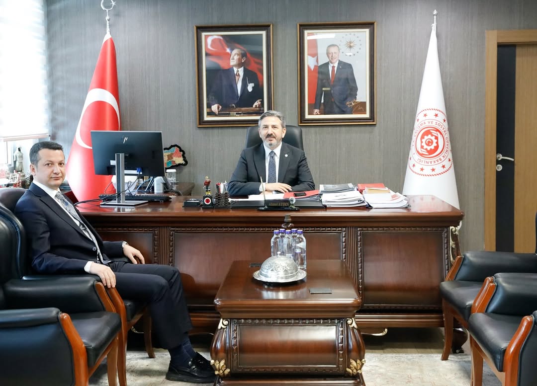 AK Parti Adıyaman Merkez İlçe Başkanı Mehmet Fatih Olgun ile Bakanlıkta Neler Konuştular?