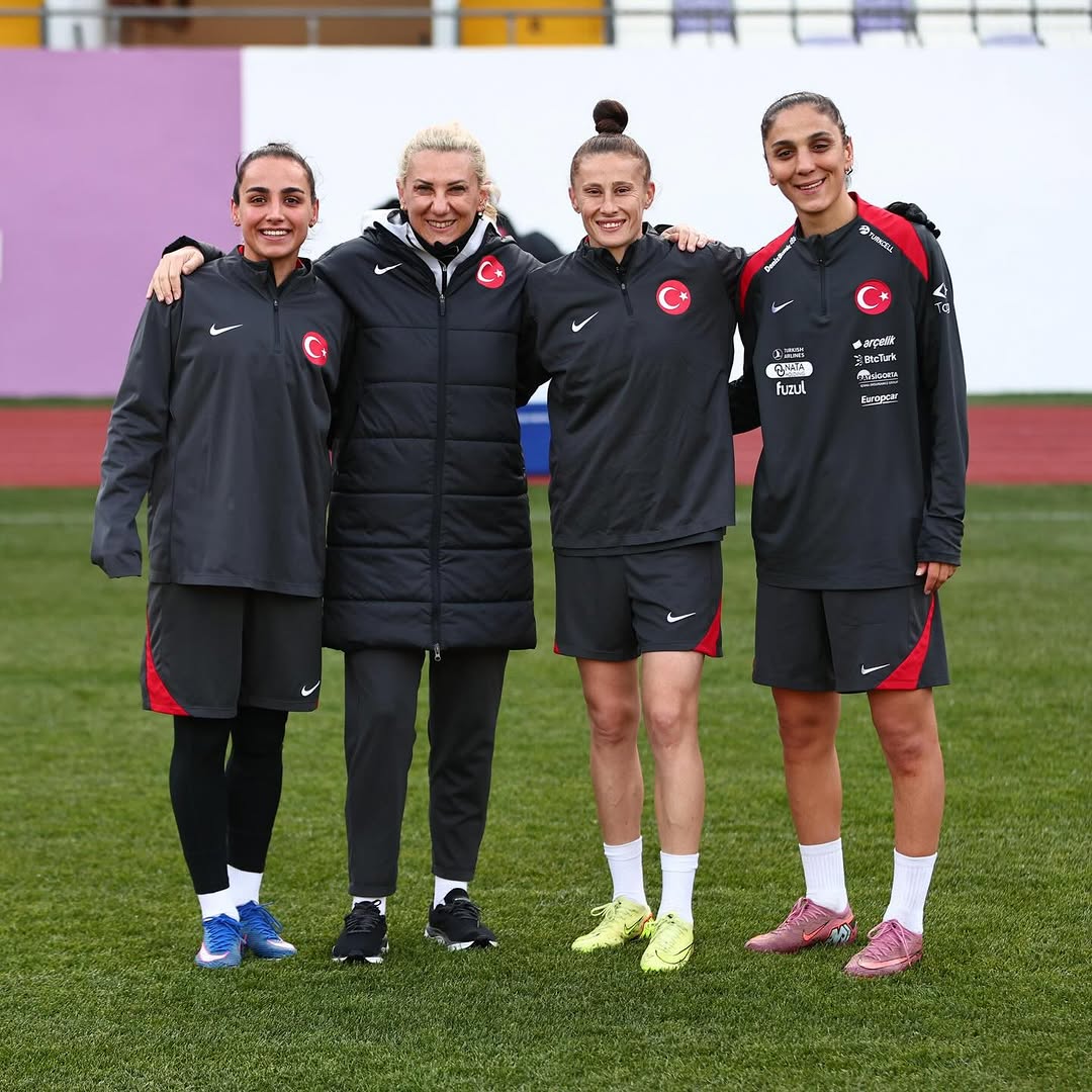 Kadın A Millî Takımı Sinop Şehir Stadyumu'nda neden duygusal anlar yaşadı?