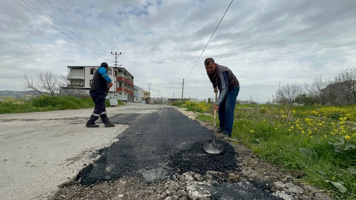 Adıyaman Belediyesi'nin Alitaşı Mahallesi'nde Yol Tadilat Çalışmaları Devam Ediyor