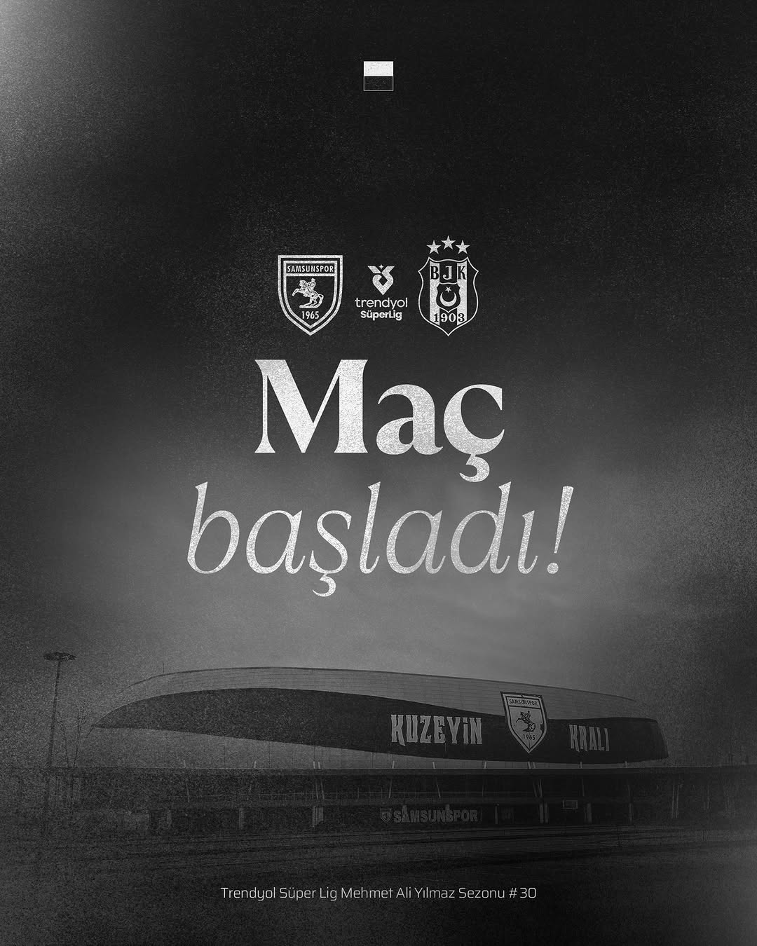 Beşiktaş Futbol Takımı Maçına Başladı