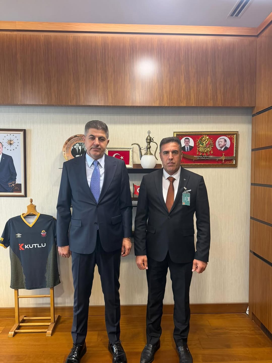 TBMM Başkanlık Divan Katip Üyesi Doç. Dr. İshak Şan'dan İl Genel Meclis Üyesi Mehmet Karaca'ya Teşekkür