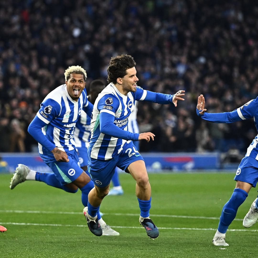 A Millî Futbolcu Ferdi Kadıoğlu, Brighton'ın Chelsea'yi 3-0 Yendiği Maçta Takımının İlk Golünü Attı