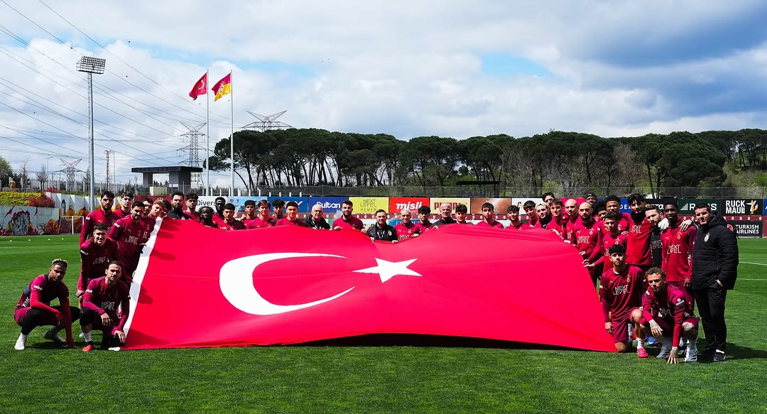 Galatasaray Spor Kulübü'nden 23 Nisan Mesajı
