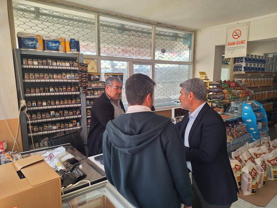 Besni Belediye Başkanı Reşit Alkan, Erdemoğlu Mahallesi Esnaflarını Ziyaret Etti