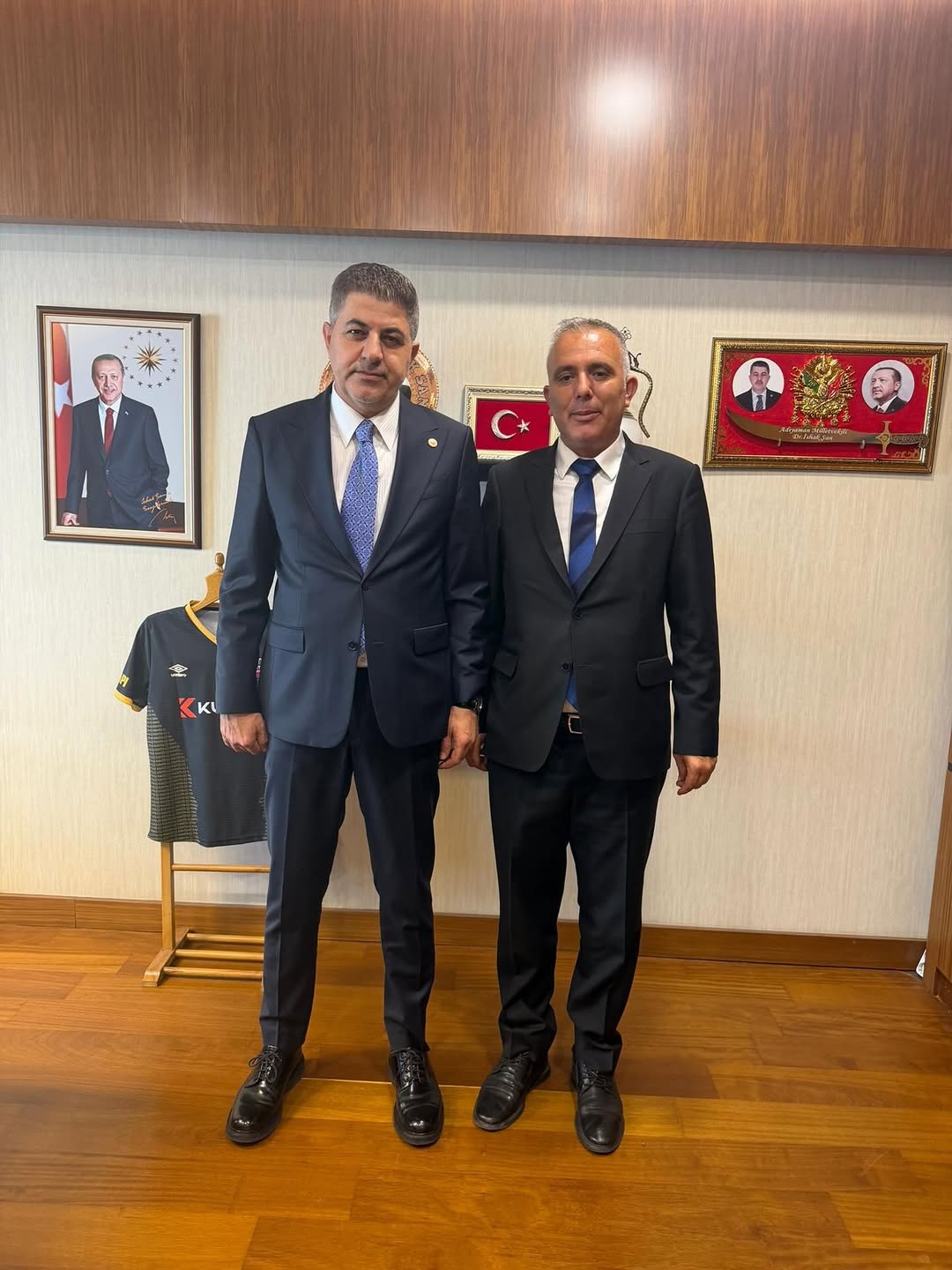 TBMM Başkanlık Divan Katip Üyesi Doç. Dr. İshak Şan'dan Teşekkür