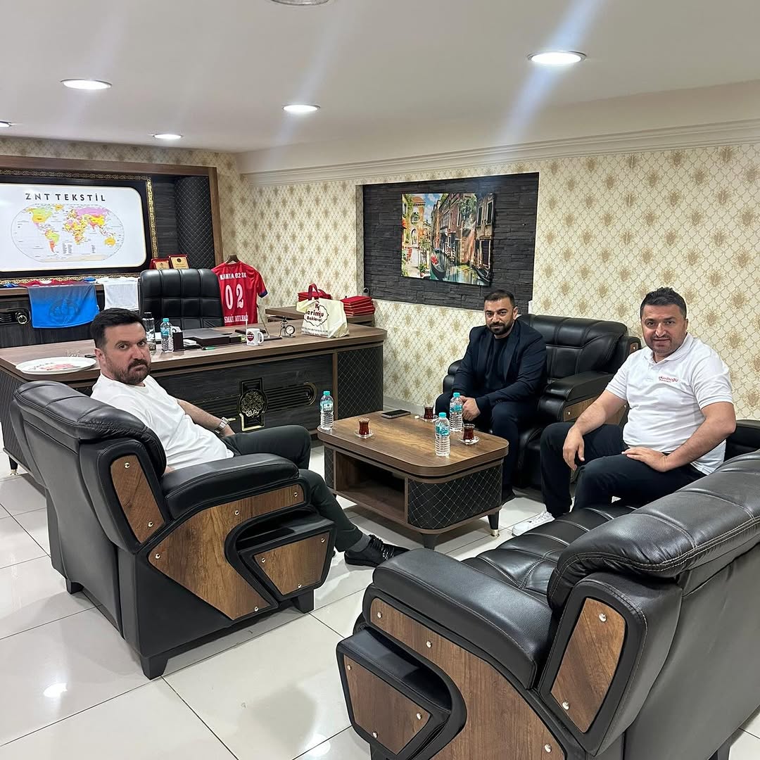 Kerimoğlu Baklavalarından Kahta02 Spor Kulübü'ne Büyük Destek!