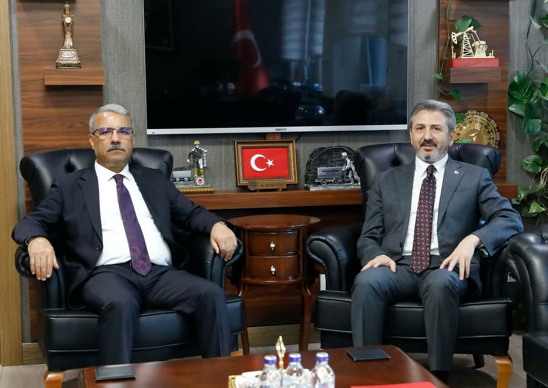 Adıyaman'da Esnaf ve Sanatkarlar Odalar Birliği Başkanı Ziya Duranay ile İstişare Toplantısı