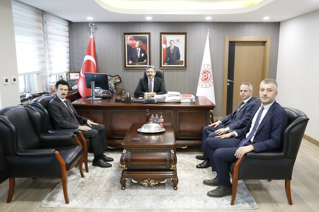 Sosyal Güvenlik Denetmenleri Derneği Başkanı ve Yönetim Kurulu Nazik Ziyaret İçin Teşekkür Etti