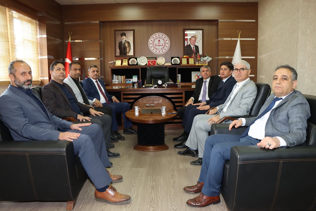Millî Eğitim Bakanlığı Maarif Müfettişleri, İlçe Millî Eğitim Müdür Vekilimiz Sn. Dr. Mehmet Dağ’ı Ziyaret Etti