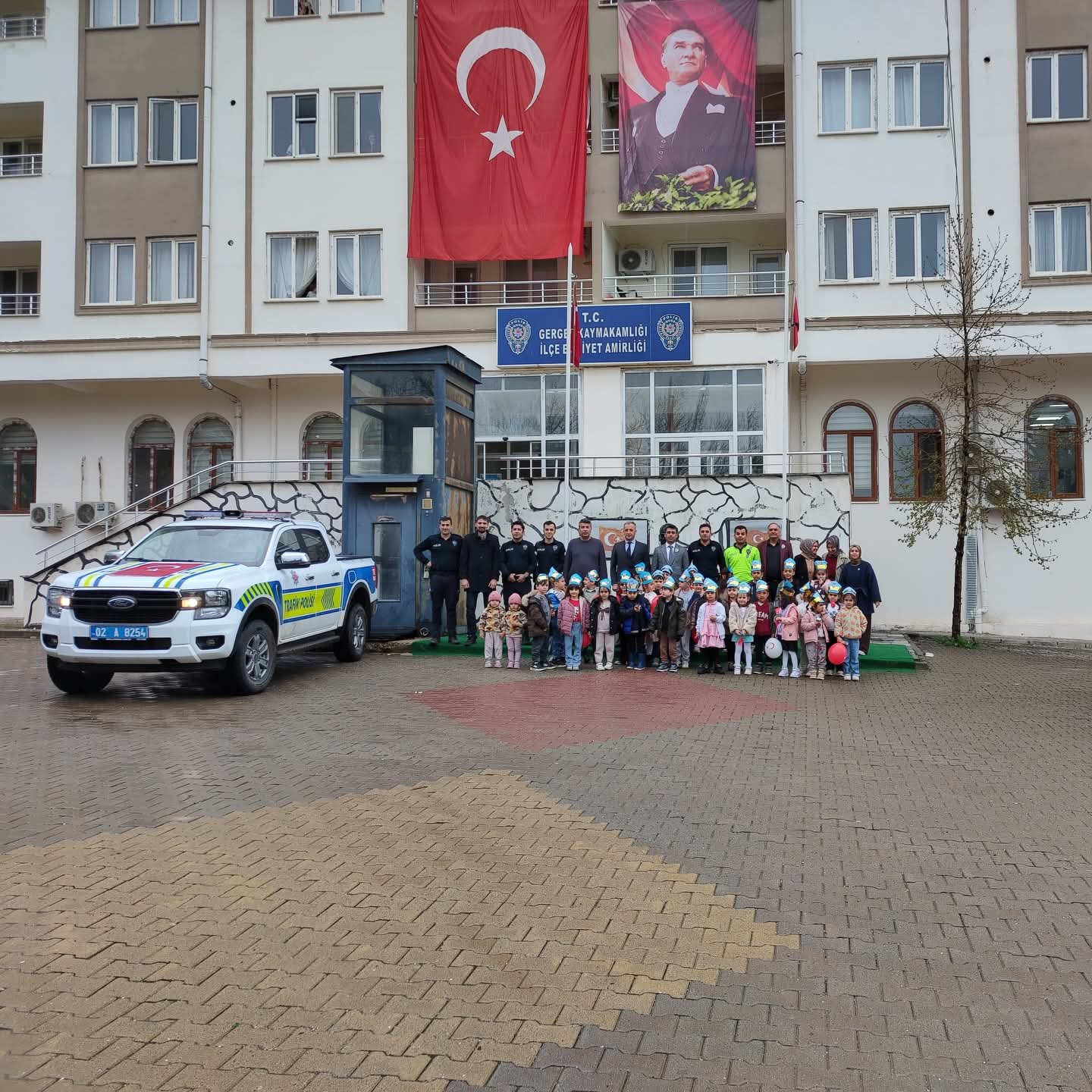 Gerger'de Polis Haftasında  Anlamlı Ziyaret - 1