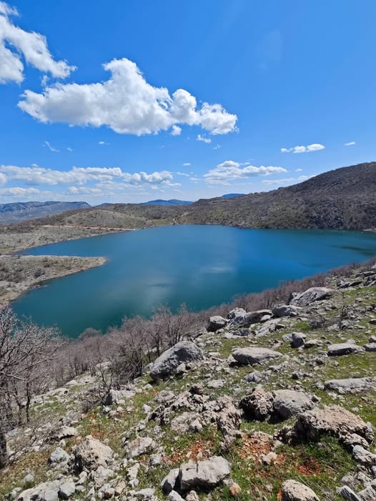 Geçen Yıl Kuruyan Sülüklü Gölden Sevindiren Görüntüler.