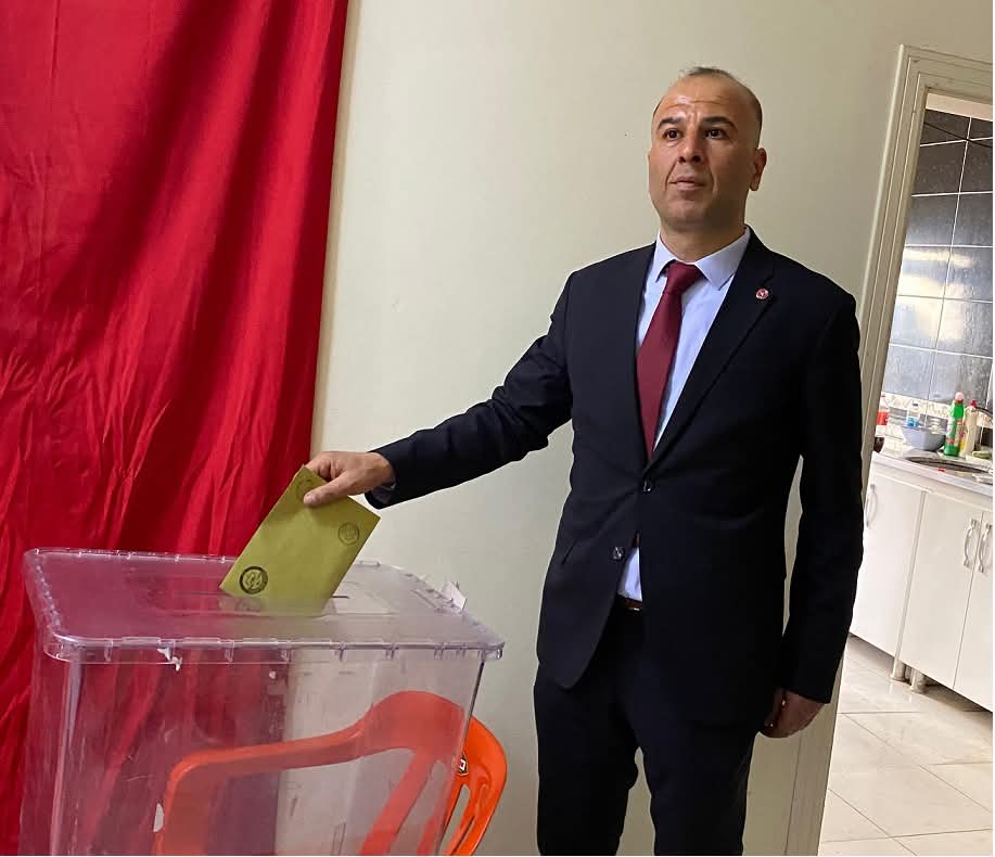 Vatan Partisi Kahta Kurultayı'nda  Mustafa Turan Güven Tazeledi