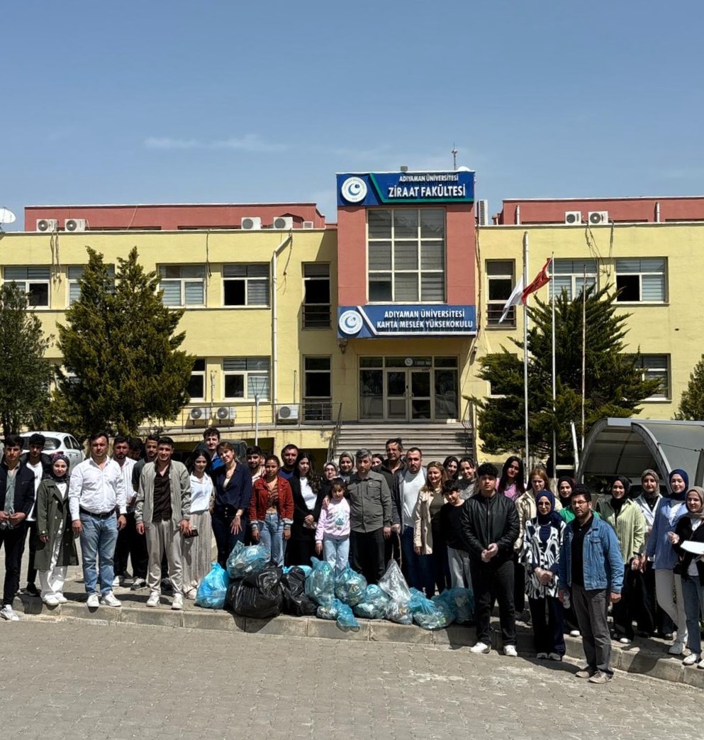 Kahta'da Çevre Seferberliği: “Kampüsümü Seviyorum, Kampüsümü Temizliyorum” Etkinliği Düzenlendi