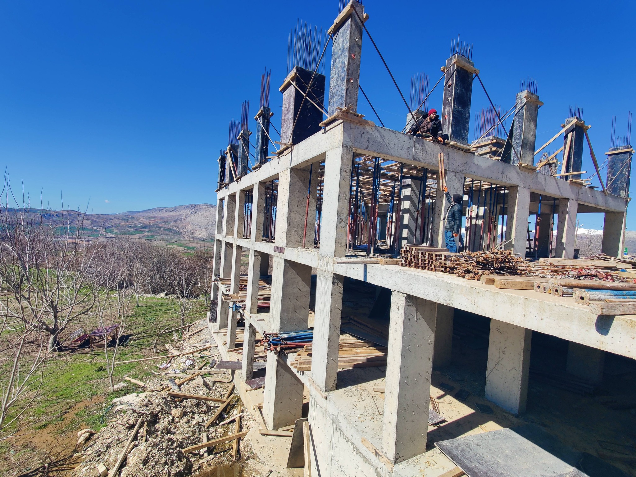 6 Şubat Depreminde Ağır Hasar Alan ve Yıkılan Damlacık Köyü Cami, Kur’an Kursu ve Taziye Evi İnşaatı Hayırseverlerin Yardımını Bekliyor - 1
