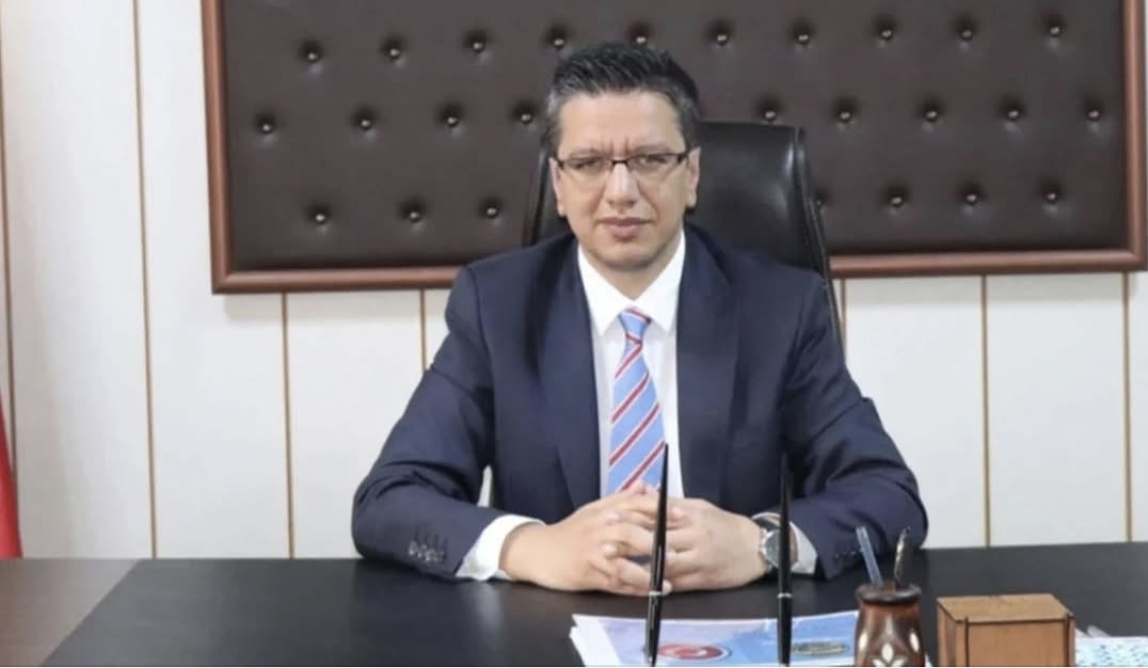 Şanlıurfa İl Emniyet Müdürlüğü Kaçakçılık ve Organize Suçlarla Mücadele ekipleri, Birecik Cumhuriyet Başsavcılığı’nın talimatıyla Halfeti Belediyesi’ne yönelik geniş kapsamlı bir operasyon gerçekleştirdi.