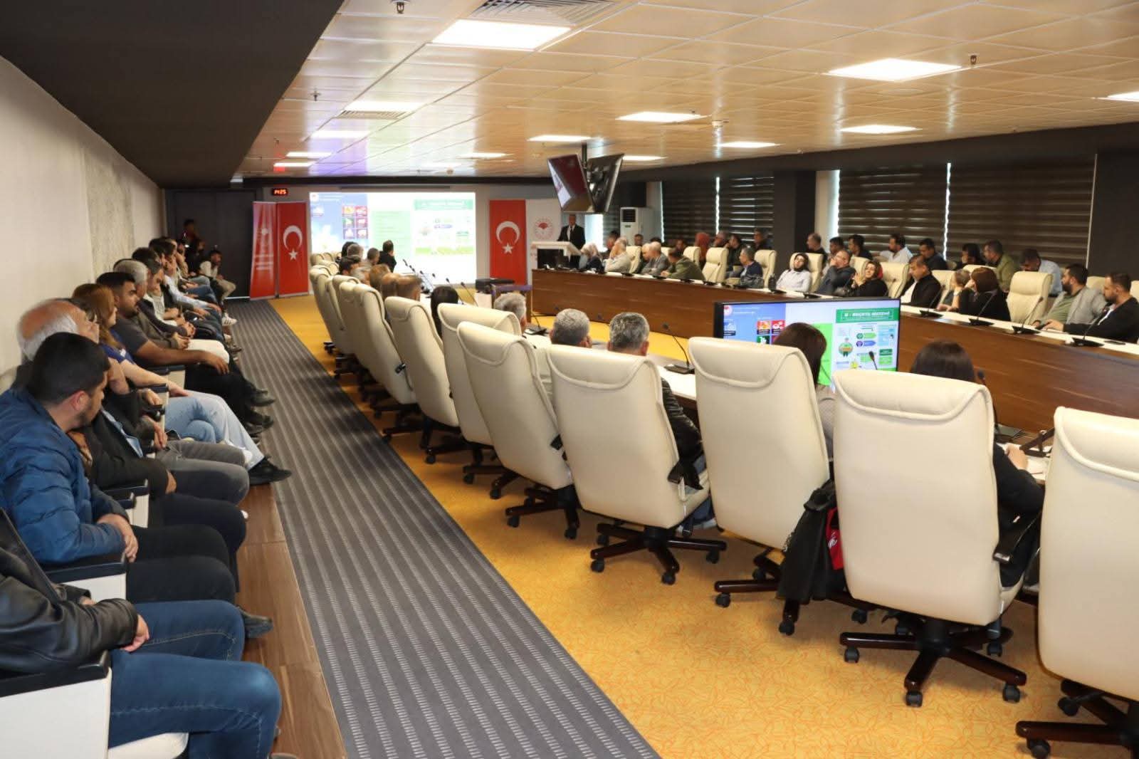 Adıyaman Tarım ve Orman İl Müdürlüğü Tarafından Reçete Yazma Yetkisine Sahip Kişilere Yönelik Bilgilendirme Toplantısı Gerçekleştirildi - 7