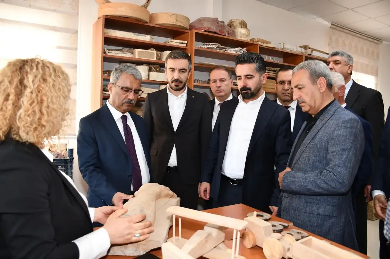 Adıyaman'da “Geleneksel El Sanatlarının Yeniden Canlandırılması Merkezi”nin açılışı yapıldı - 4
