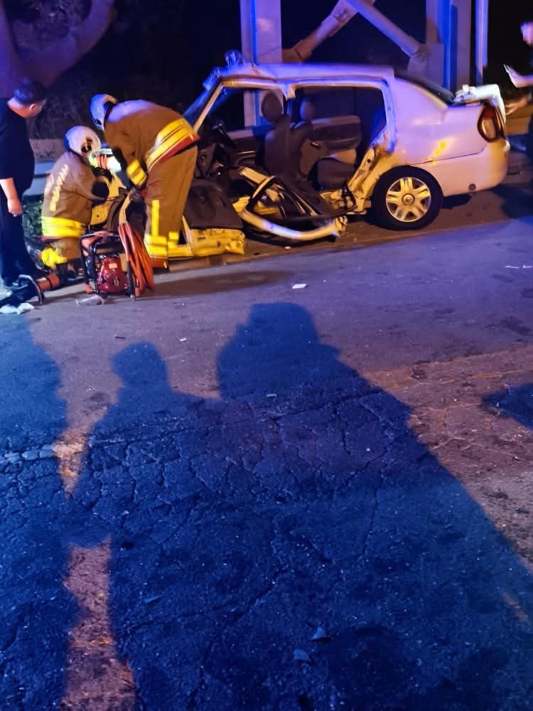 Otomobil ve hafif ticari aracın çarpışmasıyla yaşanan kazada 7 kişi yaralandı