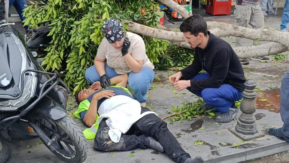 Kırmızı Işık İhlali Sonucunda Ortalık Savaş Alanına Döndü - 2