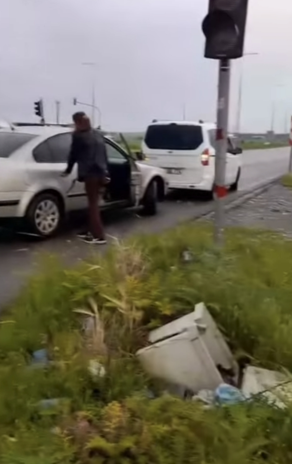 Kahta Adıyaman Yolu Üzerindeki Sanayi Kavşağında Trafik Kazası Meydana Geldi - 2