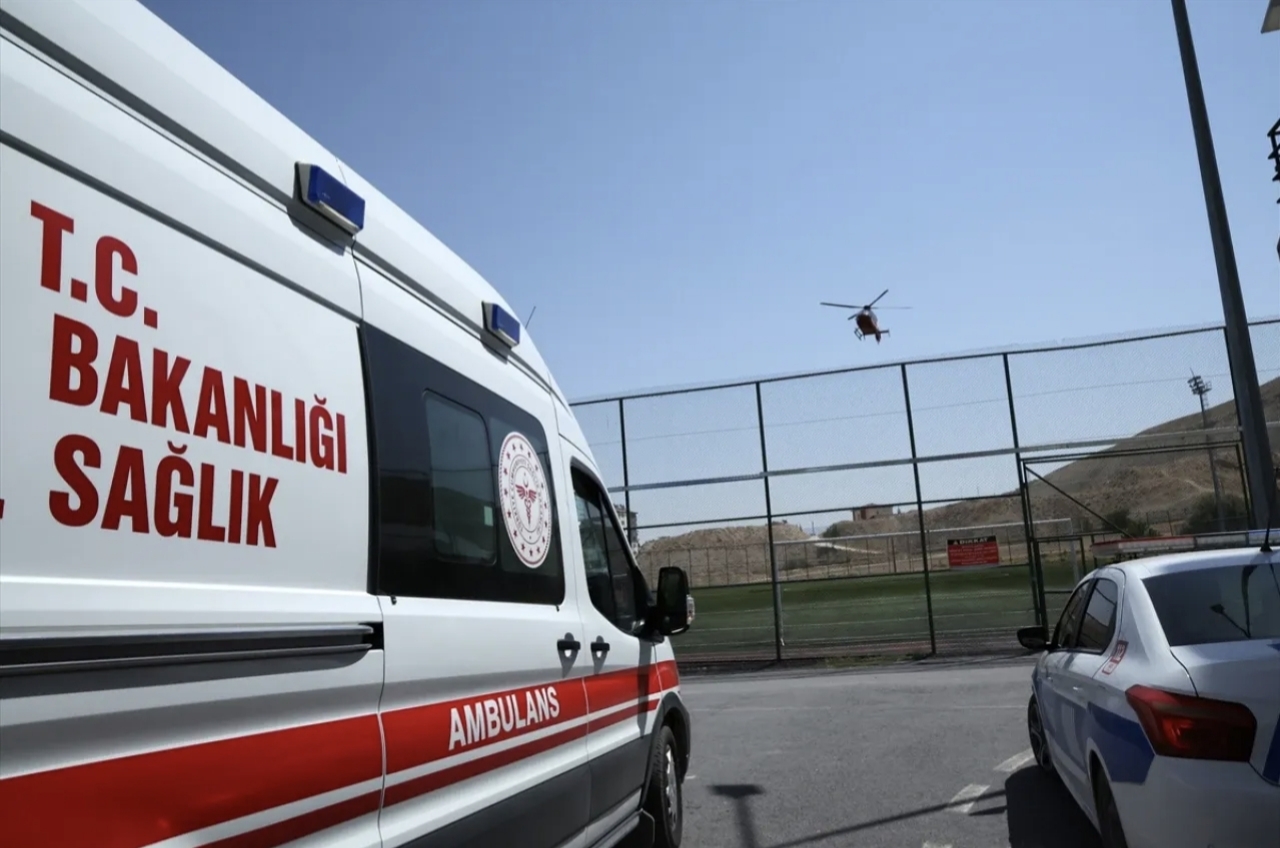 Babası Tarafından Tavana Asılı Halde Bulunan 12 Yaşındaki Çocuk Hayatını Kaybetti